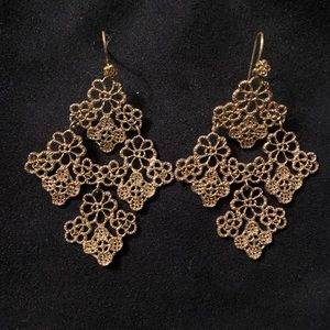 Stella & Dot filigree earrings